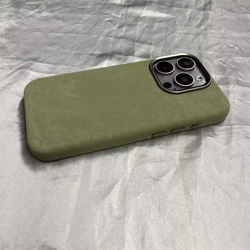 Flannel Fiber Cloth Pattern Magnetic Suction Phone Case