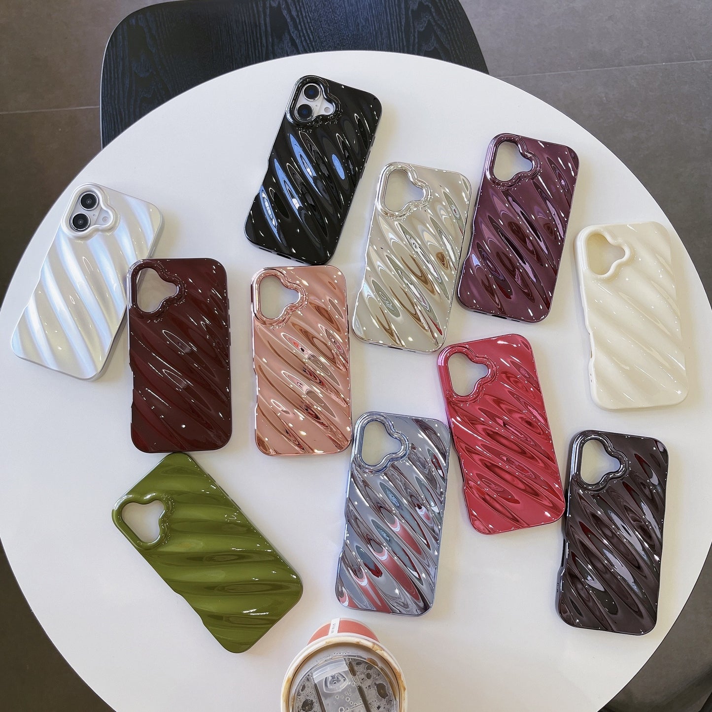 Solid Color Three-dimensional Water Ripple Phone Case