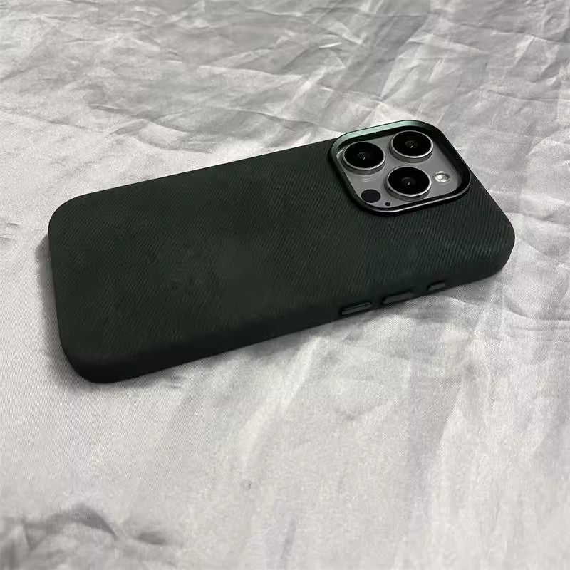 Flannel Fiber Cloth Pattern Magnetic Suction Phone Case